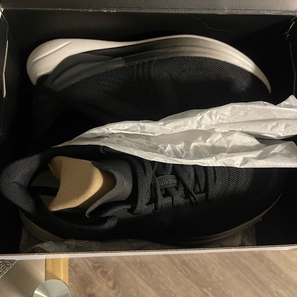 Lululemon shows - Picture 8 of 9